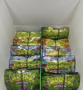 SOURZ EDIBLES